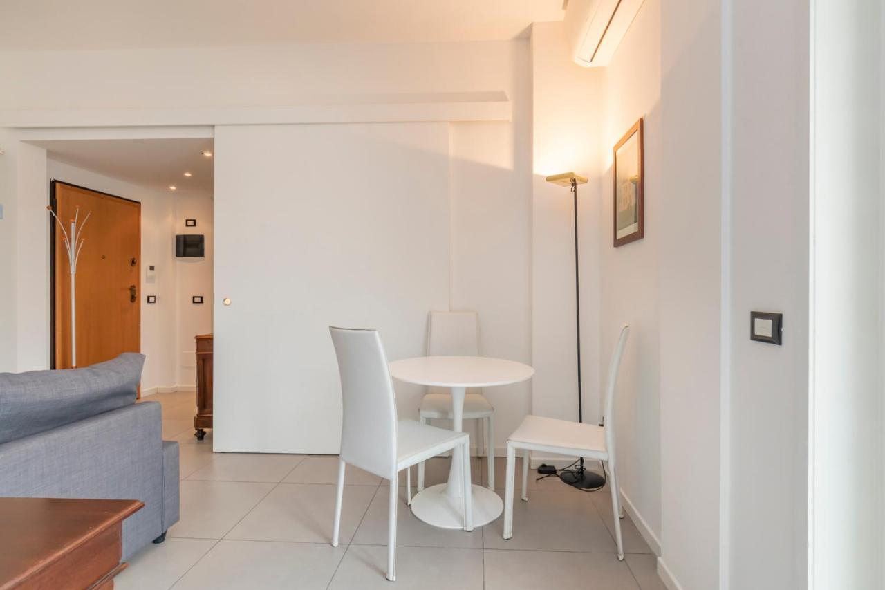 Cosy 1 Bed Flat With Terrace Apartamento Milão Exterior foto