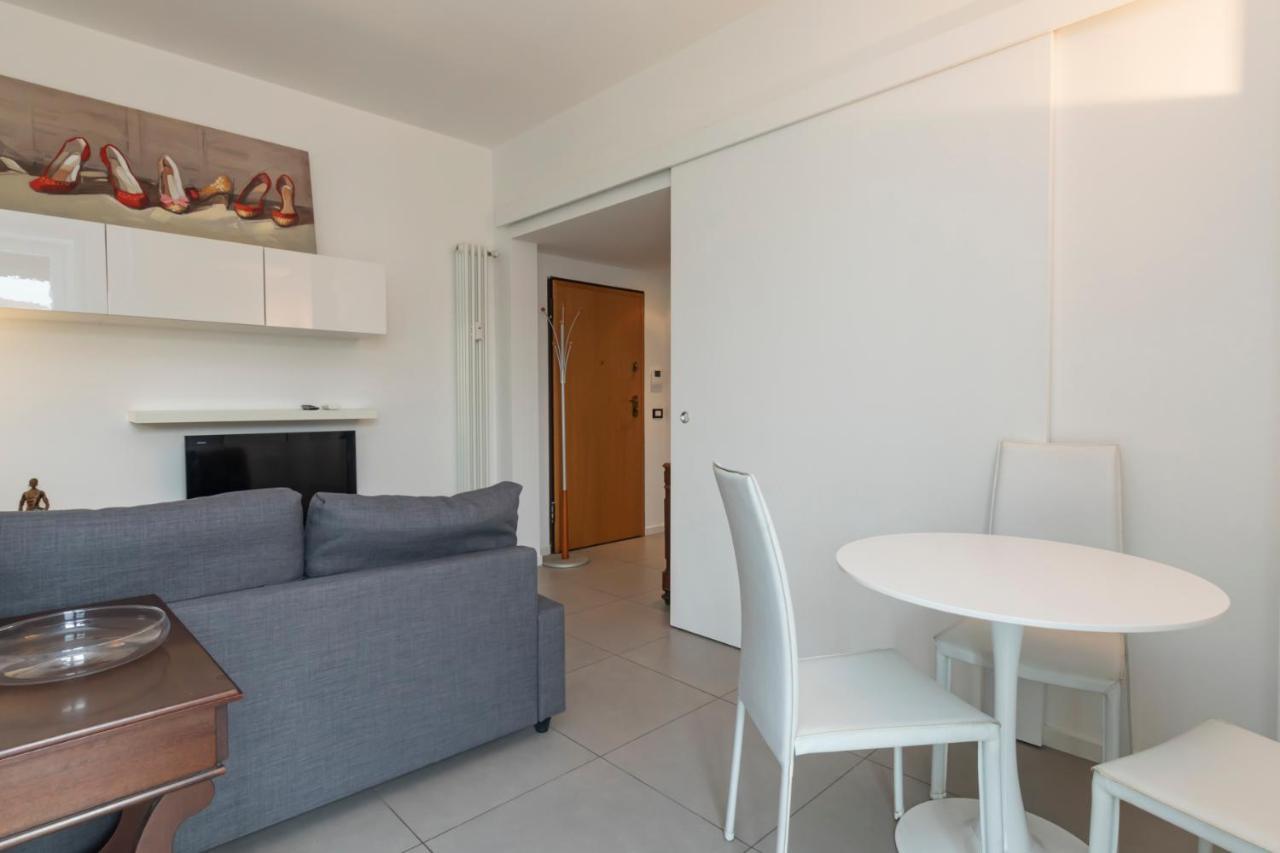 Cosy 1 Bed Flat With Terrace Apartamento Milão Exterior foto